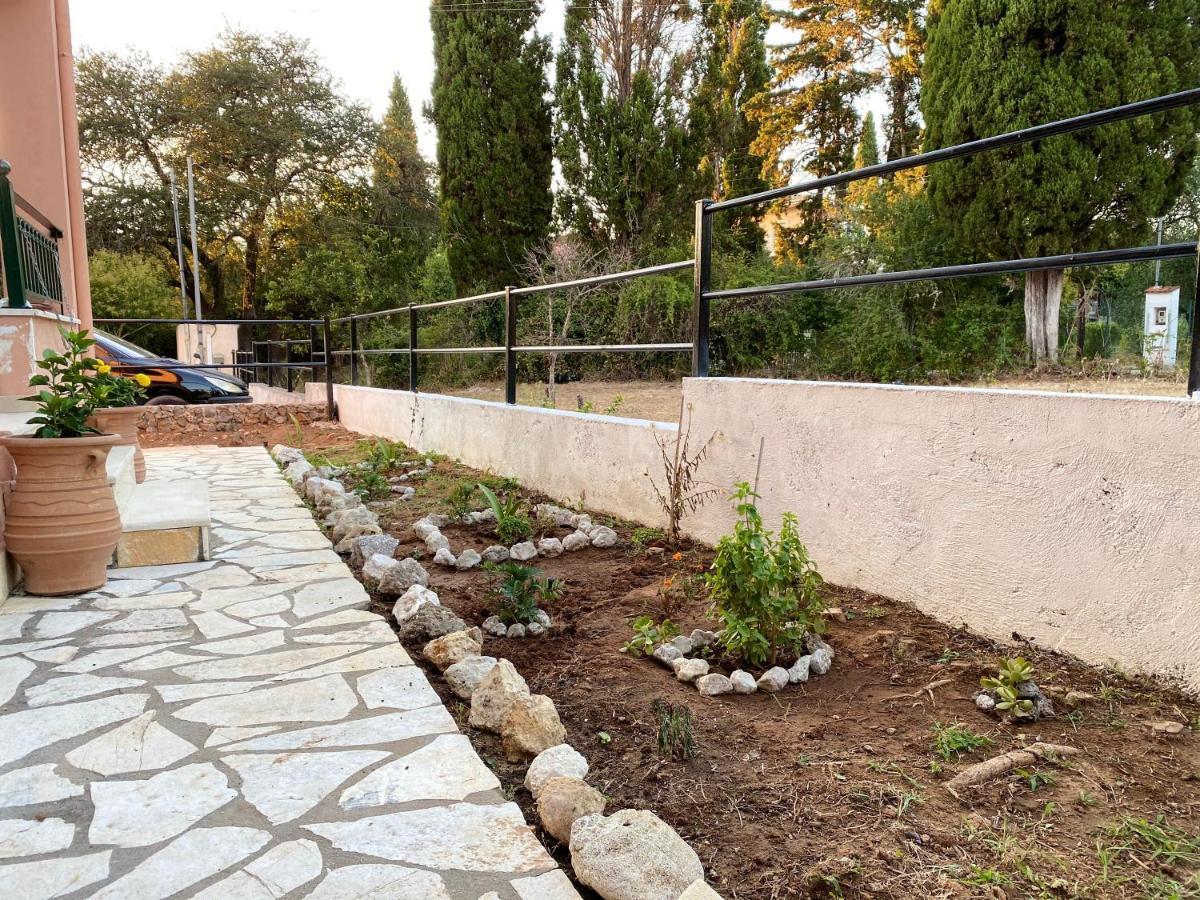 Ivy House Modern Life Near Corfu Town Apartment Kontokali Exterior photo